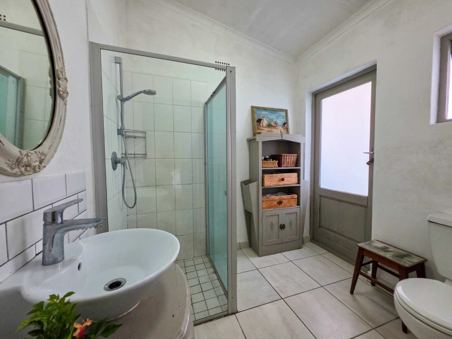 5 Bedroom Property for Sale in Stilbaai Wes Western Cape